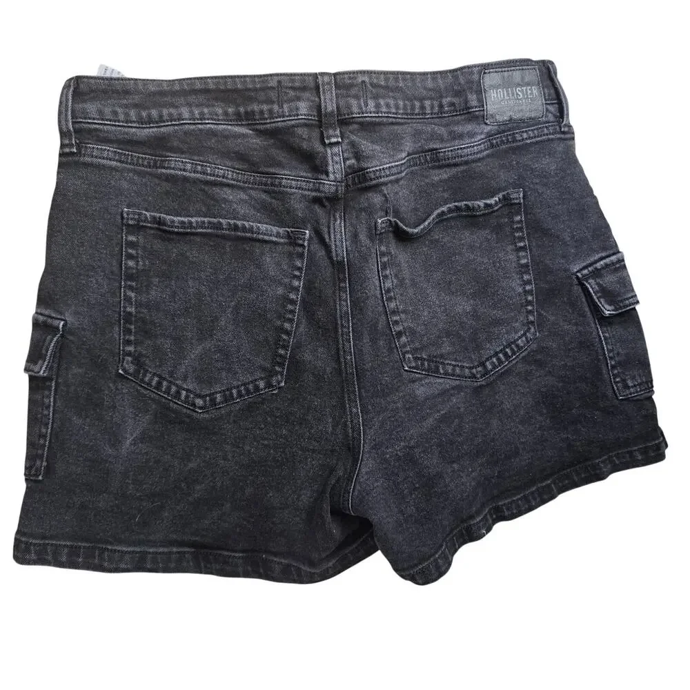 Hollister Curvy Ultra High-Rise Mom Black Shorts Size 17/16